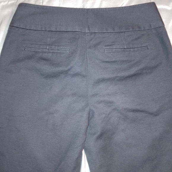 Worthington Modern Fit Dress Pants w/ Cuffed Legs | Grey | Size 4 - Picture 5 of 7